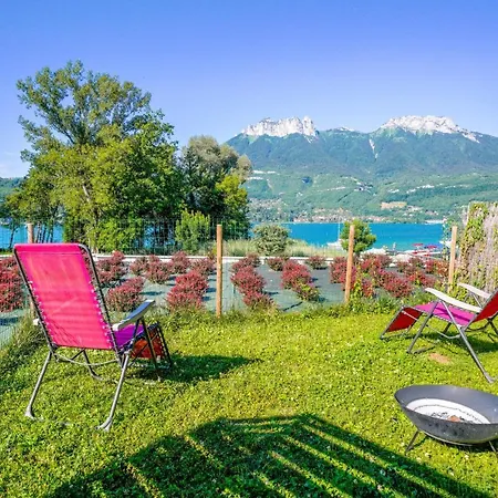 Cabana & Les Pieds Dans L'Eau Duingt Exterior photo